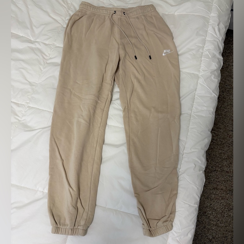 Nike joggers